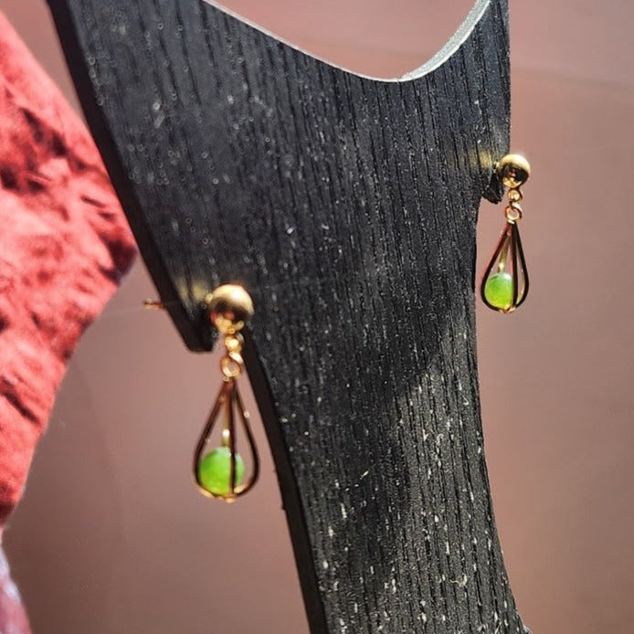 Vintage Jade 14K Gold Drop Earrings