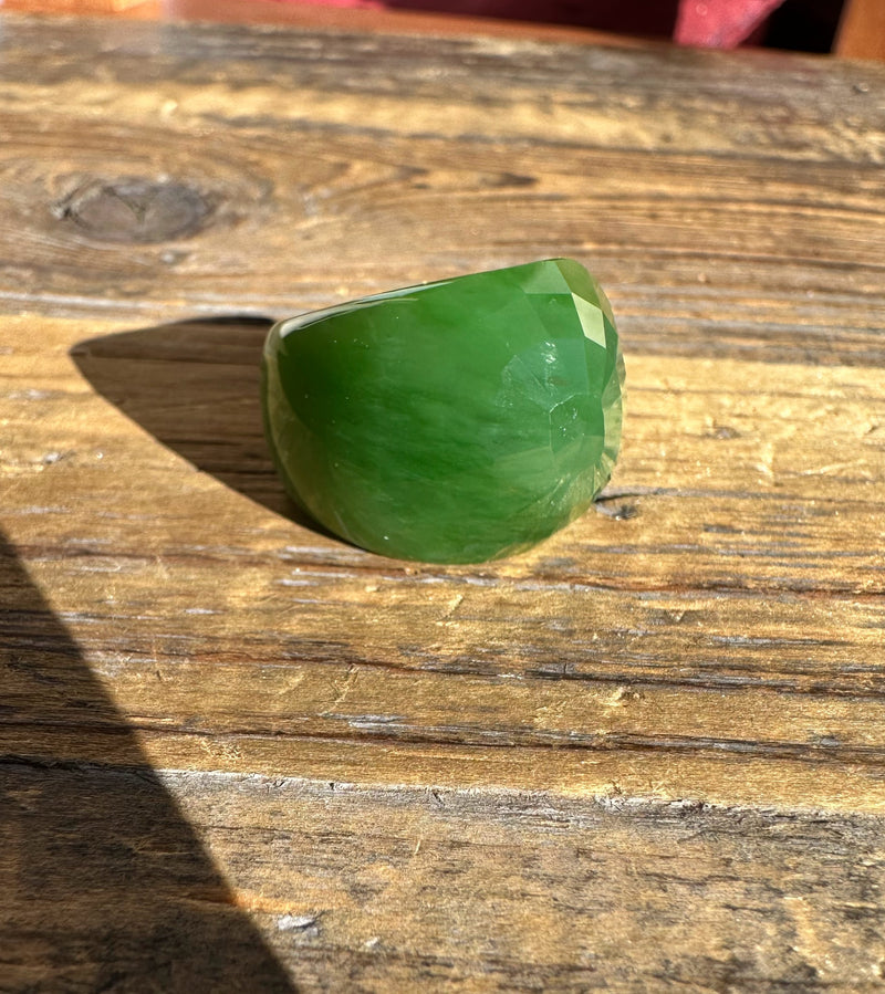 AA Siberian Jade Faceted Ring, Size 7