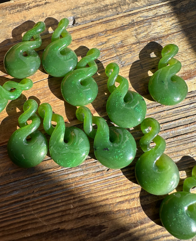 Cassiar Double Infinity Twist Pendant, 1.3"