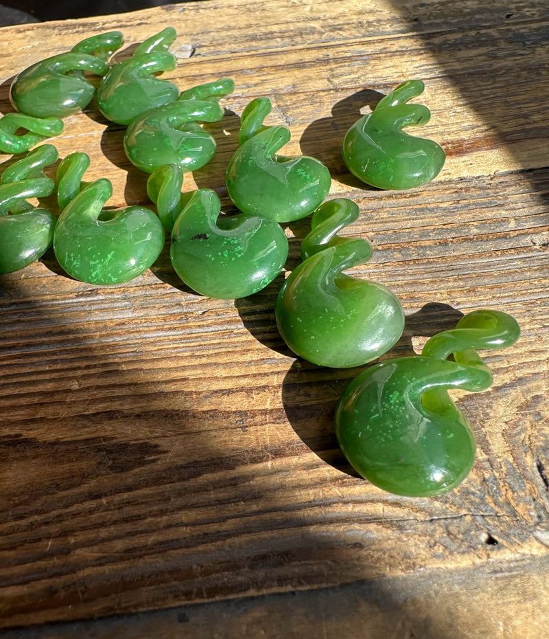 Cassiar Double Infinity Twist Pendant, 1.3"