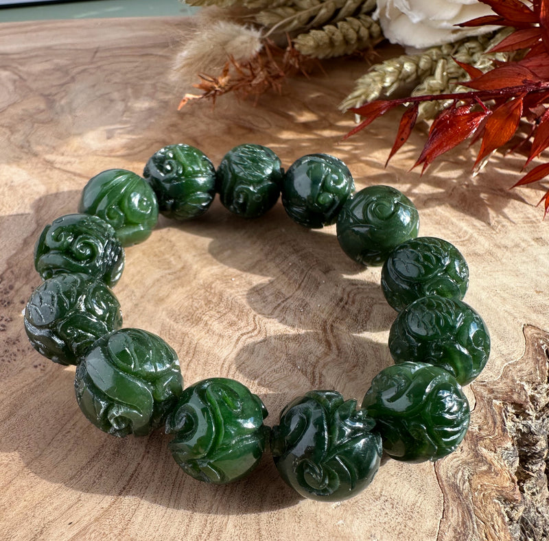 Nephrite Jade Bead Bracelet, 15.5mm carved beads*