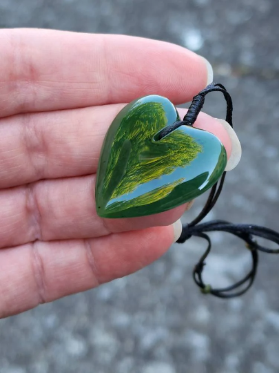 Jade Heart Pendant, 30mm