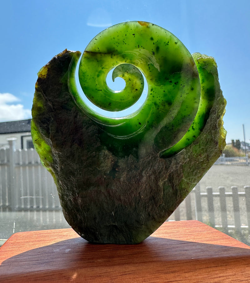 Polar Jade Koru Sculpture, 3.8"