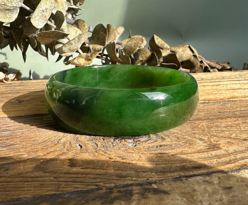 A Grade Canadian Nephrite Jade Bangle - 60.5 x 18mm