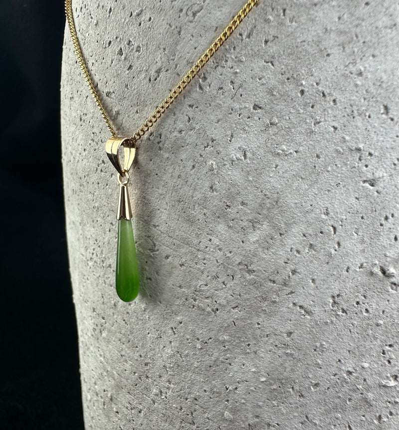 Vintage Teardrop Pendant, 30mm