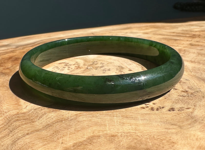 Canadian Nephrite Jade Bangle - 60 x 10.5mm
