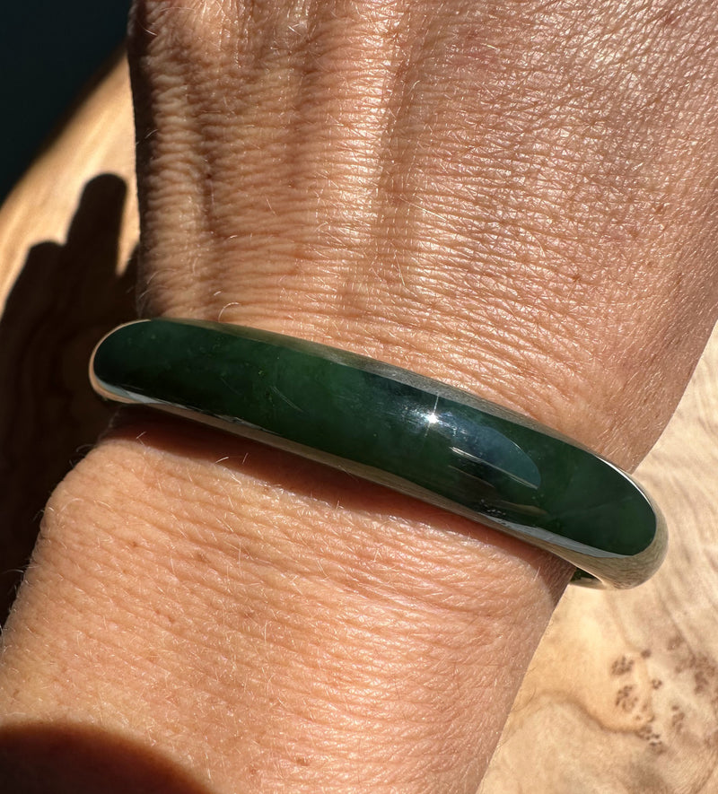 Canadian Nephrite Jade Bangle - 60 x 10.5mm
