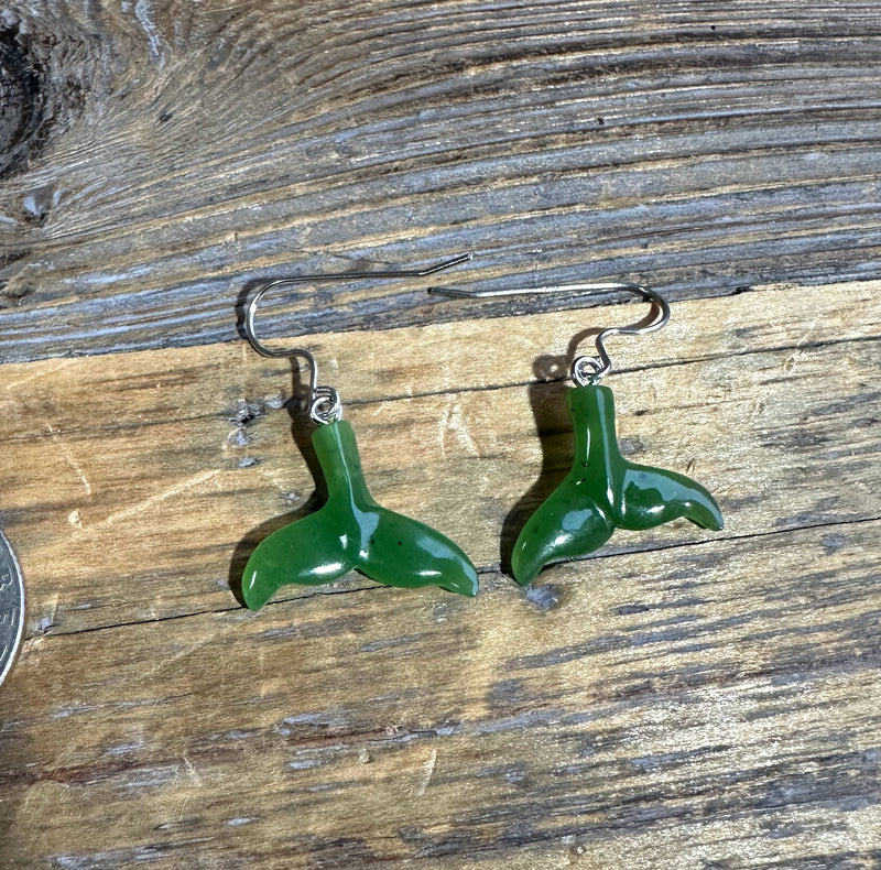 Jade Whale Tail Earrings, 18mm - 1551