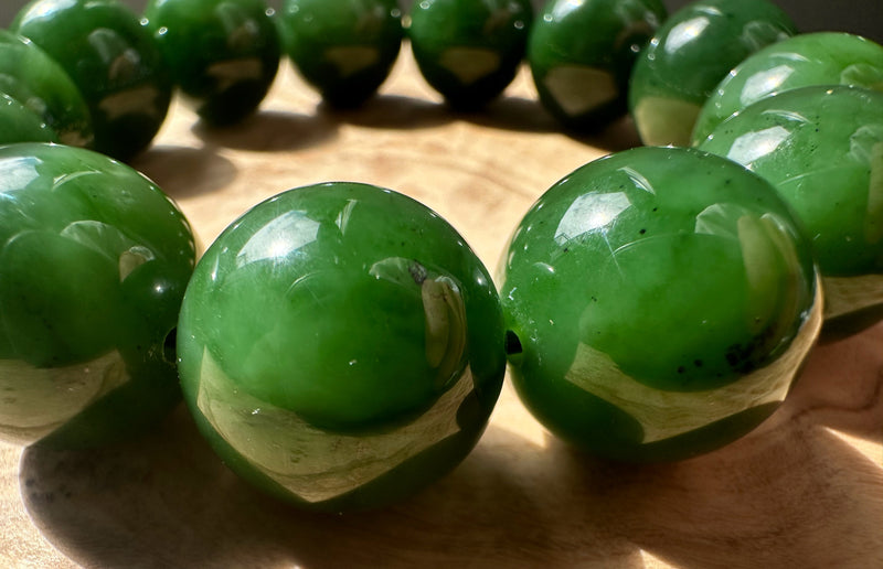 18mm A Grade Jade Bead Bracelet