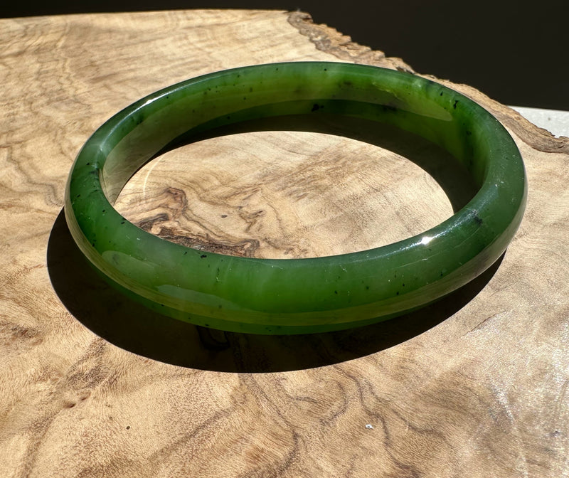Canadian Nephrite Jade Bangle - 59.5 x 10.25mm - As Is