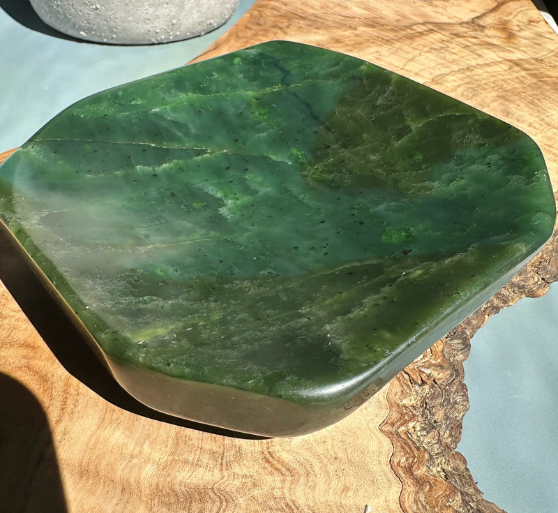 Canadian Jade Dish - 2lbs 4oz*