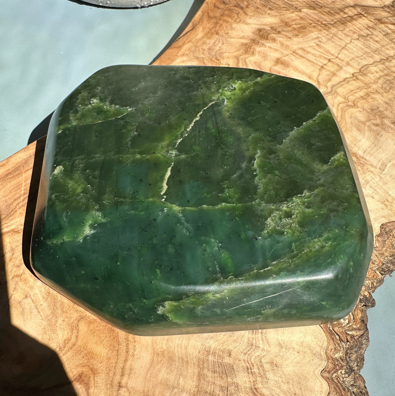 Canadian Jade Dish - 2lbs 4oz*