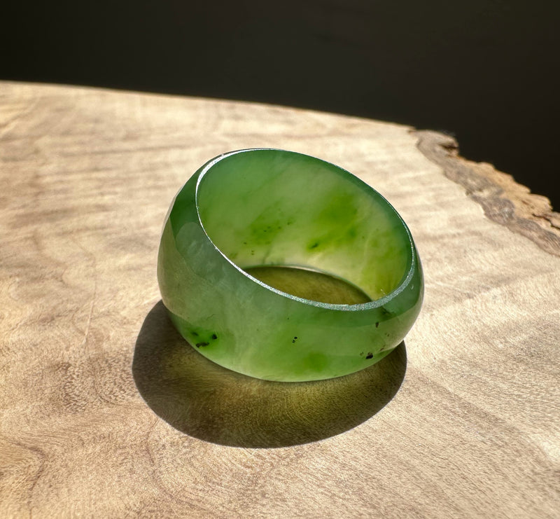 Polar Jade Wide Faceted Band Ring, Size 7 as is