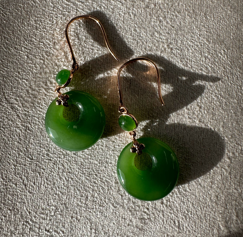 18k AA Round Jade Earrings