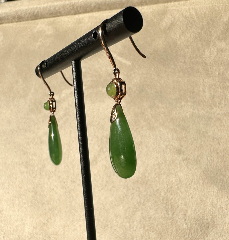 18k AA Teardrop Jade Earrings