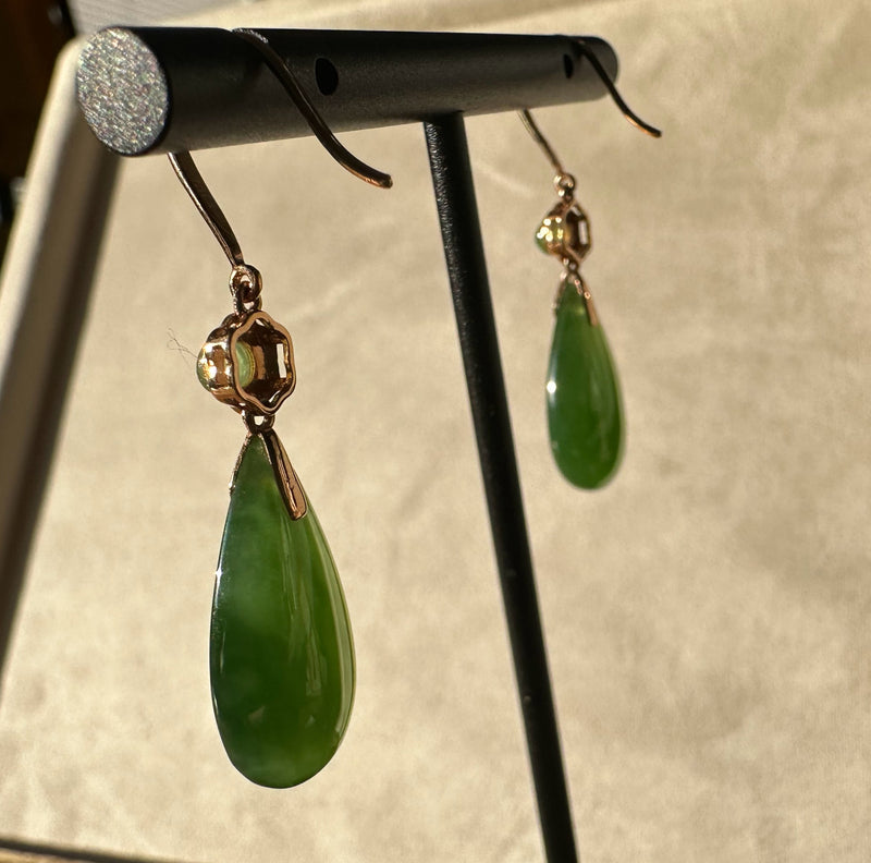 18k AA Teardrop Jade Earrings