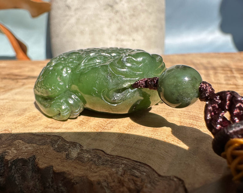 Jade Money Toad Pocket Pendant - 1.75" - 3 Legged Lucky Money Toad*