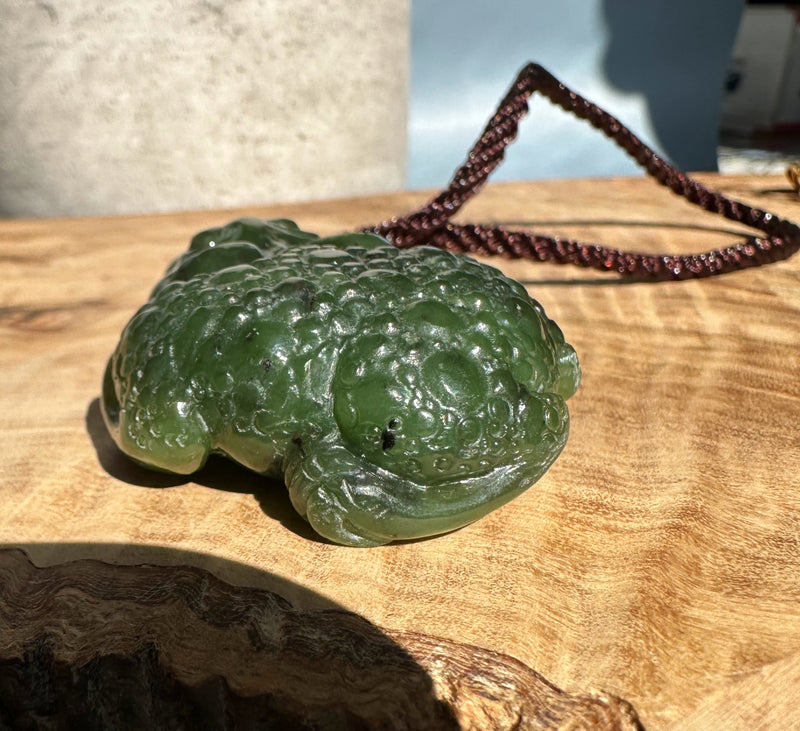 Jade Money Toad Pocket Pendant - 1.75" - 3 Legged Lucky Money Toad*