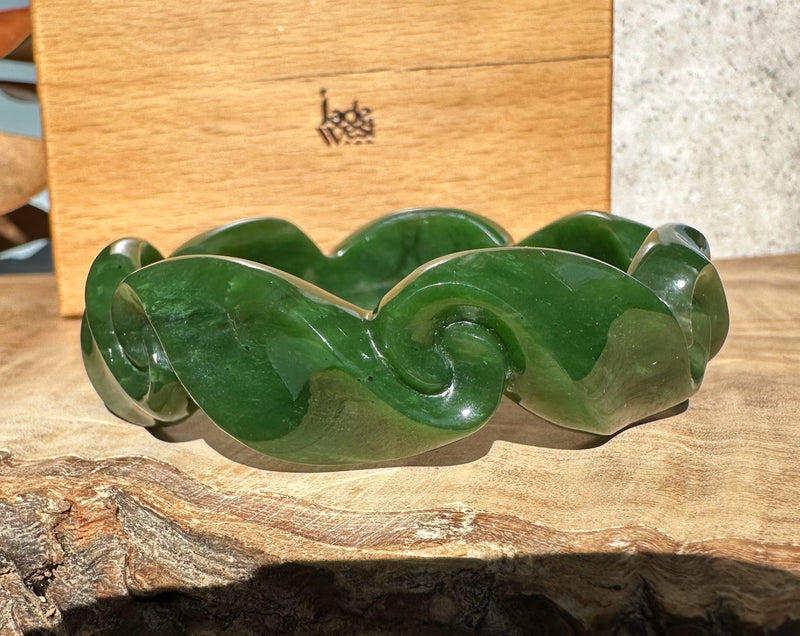Canadian Jade Carved Bangle 63mm*