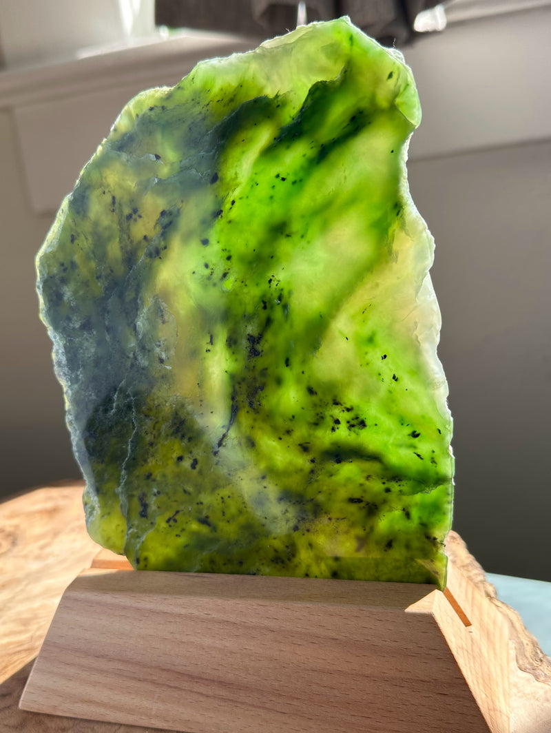 Canadian Jade Slab on base, 7.25"