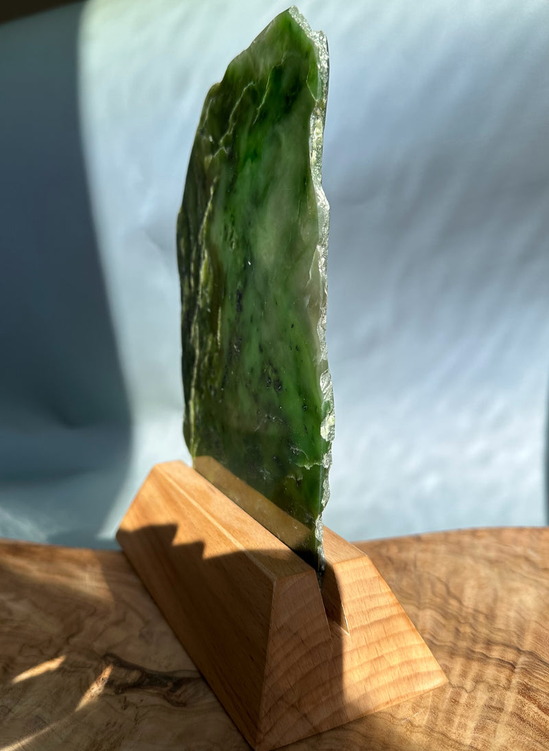 Canadian Jade Slab on base, 7.25"