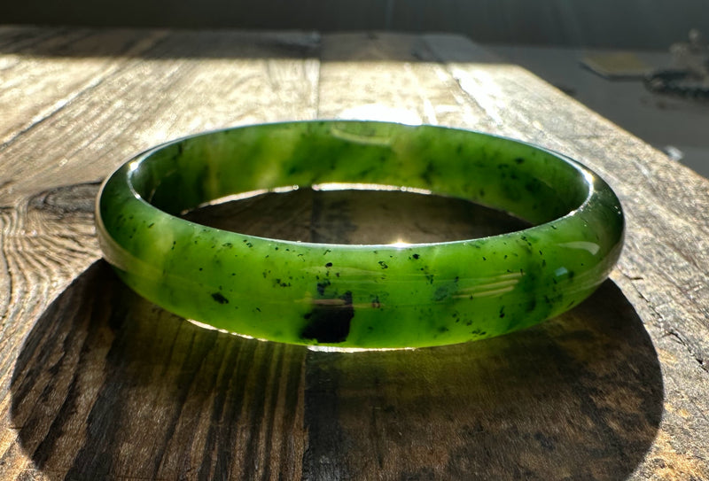 Canadian Jade Bangle 60.5 x 11.3mm