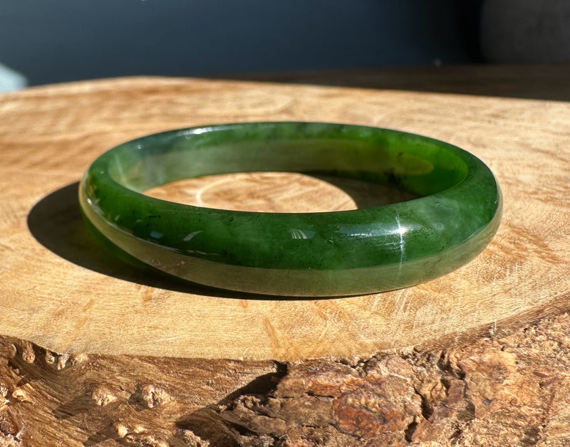 A Grade Canadian Nephrite Jade Bangle - 54 x 10.5mm