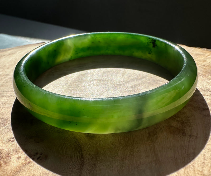 A Grade Canadian Nephrite Jade Bangle - 54 x 10.5mm