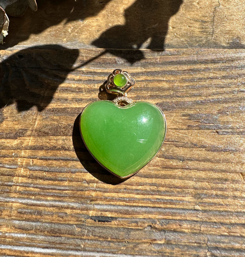 AAA Apple Green 18k Heart Pendant