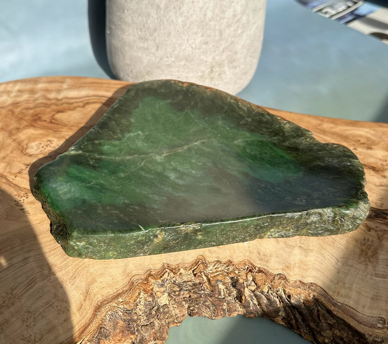 Canadian Jade Dish - 2lbs 1oz*
