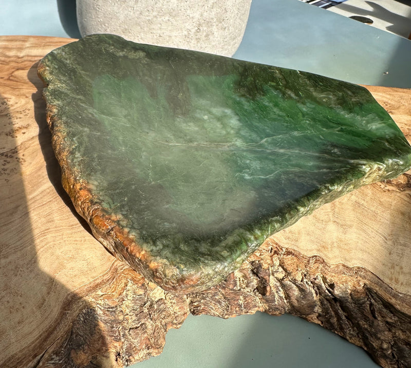 Canadian Jade Dish - 2lbs 1oz*