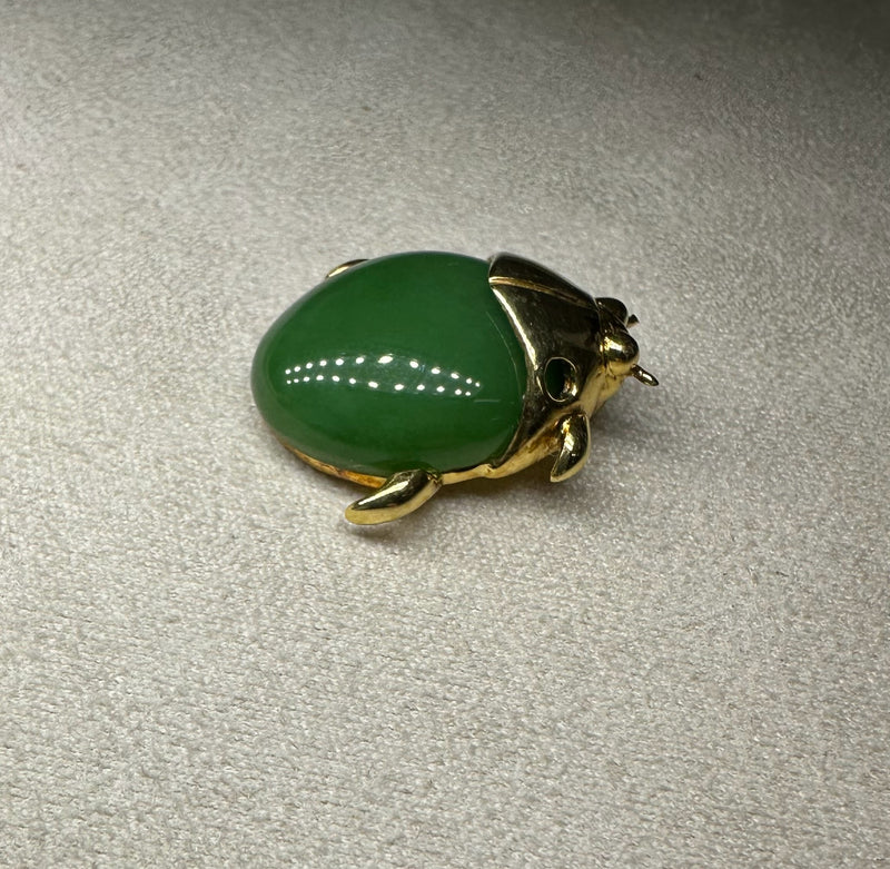 AA Grade Siberian Jade Bug Pendant*