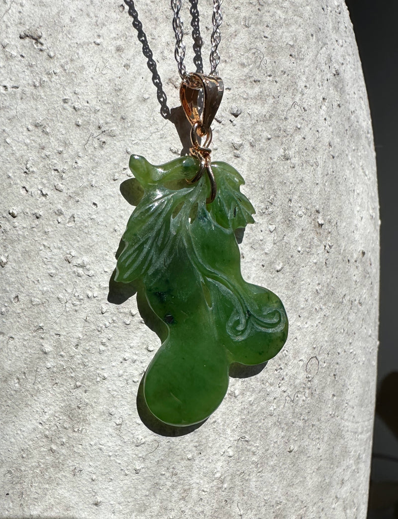 Vintage Jade Gourd Pendant