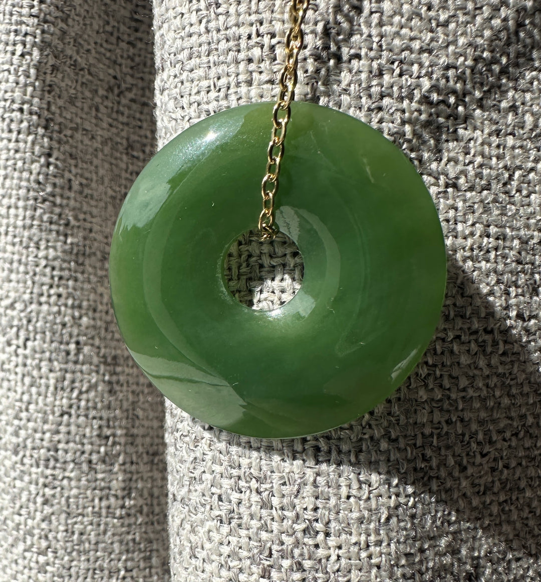 Green jade PI against Grey curtain