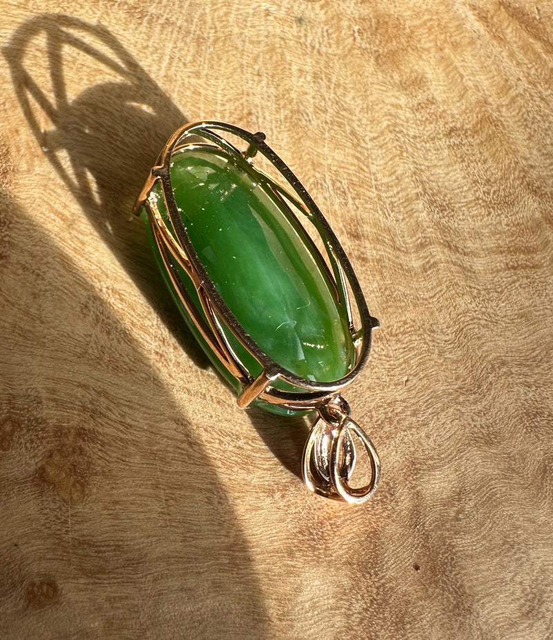 Faceted Siberian Jade Pendant, 18k