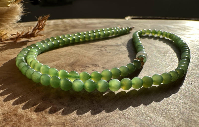 A+ Siberian Nephrite Jade Bead Necklace with 18k Setting