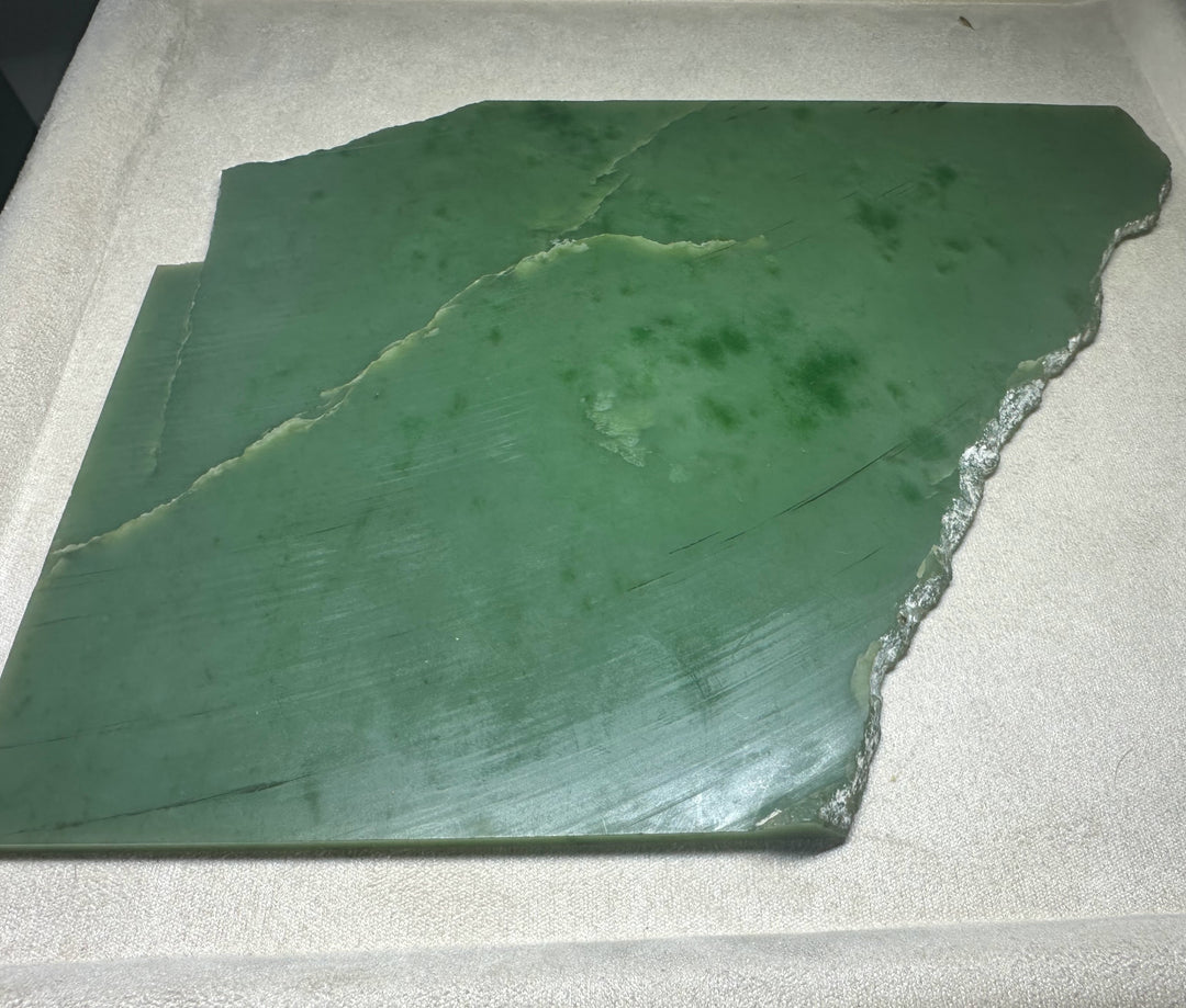 A+ Siberian Nephrite Jade slab 260 gram in deep green with rough edges and natural texture
