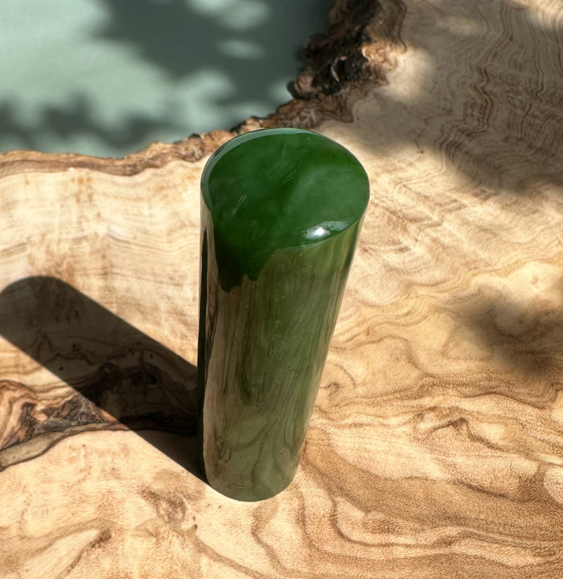 AA Polar Jade Seal, 2.7"