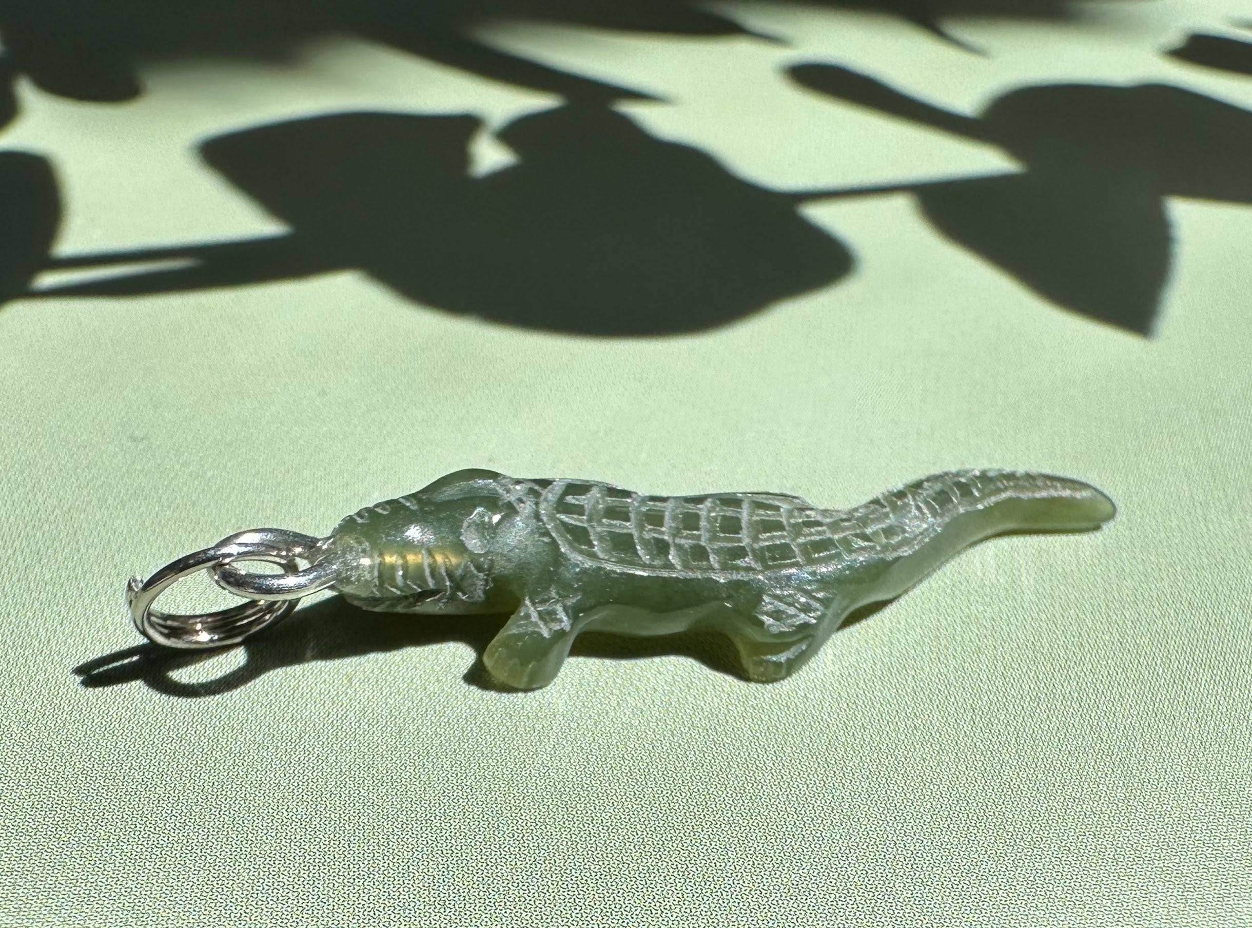 Dark Green Jade Aligator Charm - 26mm – Jade Mine