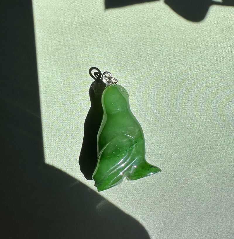 Canadian Jade Puffin Charm - 1"