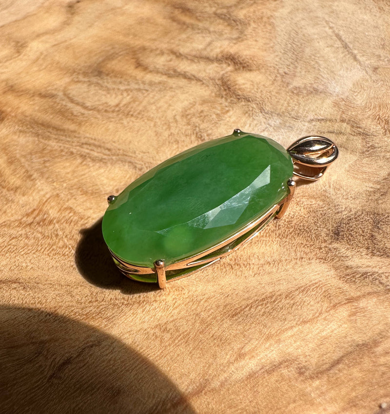 Faceted Siberian Jade Pendant, 18k