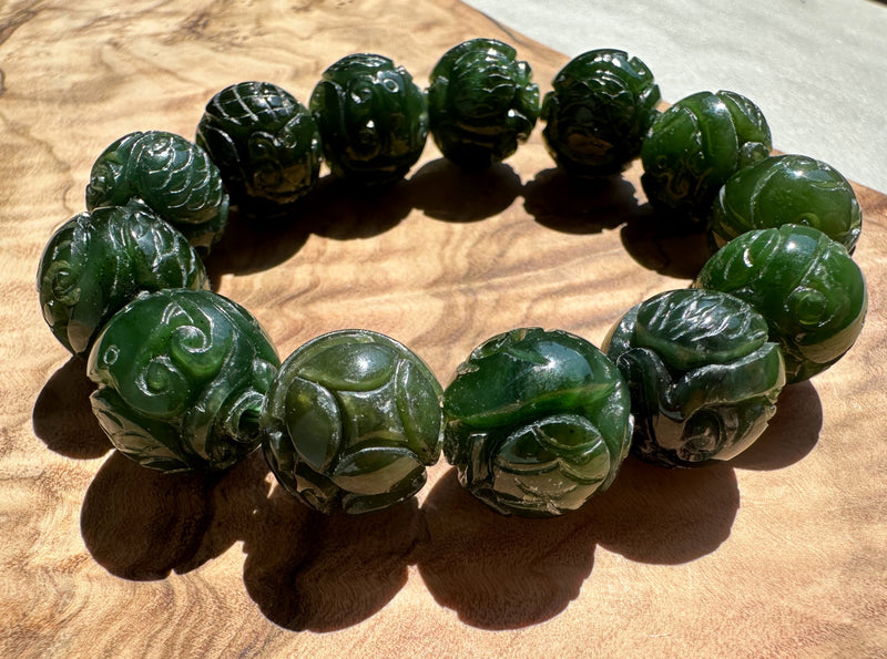 Nephrite Jade Bead Bracelet, 15.5mm carved beads*
