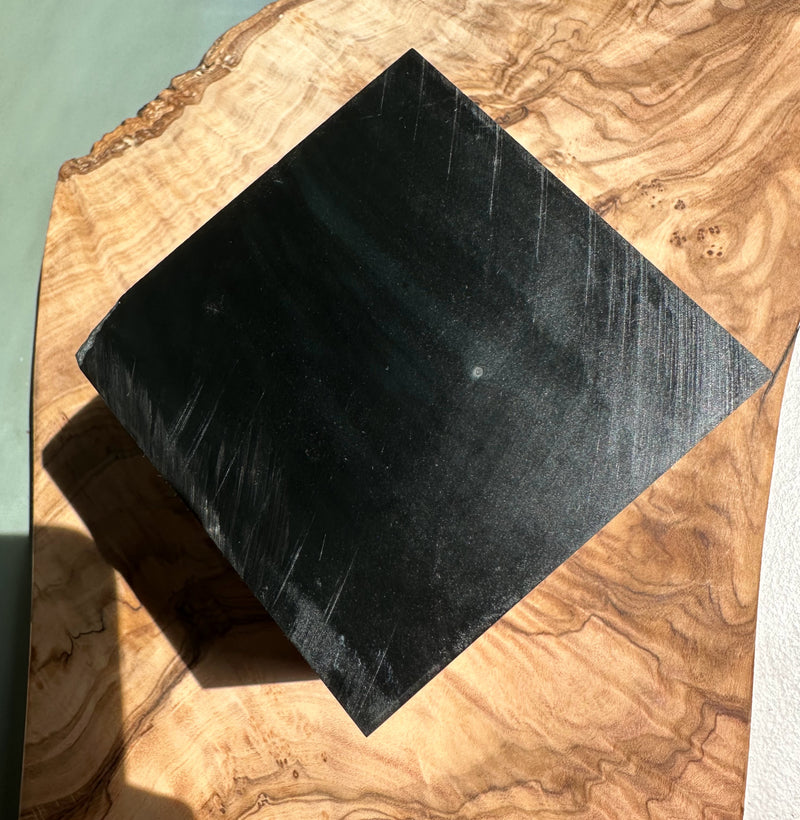 Edwards Velvet Black Wyoming Jade, 3lbs2oz