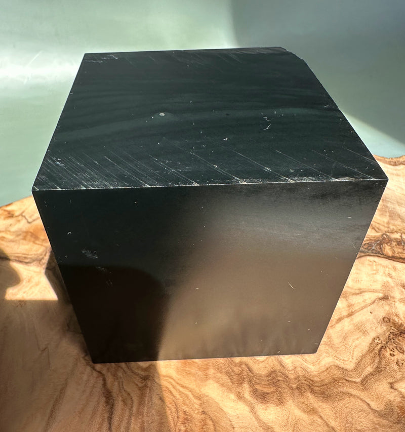 Edwards Velvet Black Wyoming Jade, 3lbs2oz