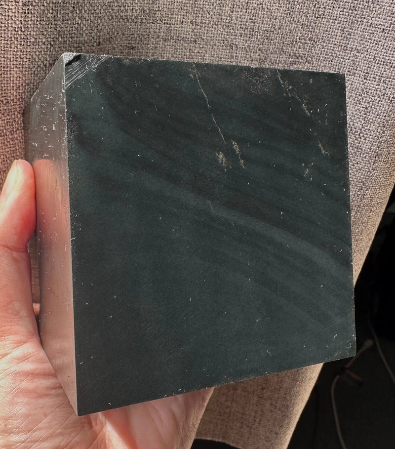 Edwards Velvet Black Wyoming Jade, 3lbs2oz
