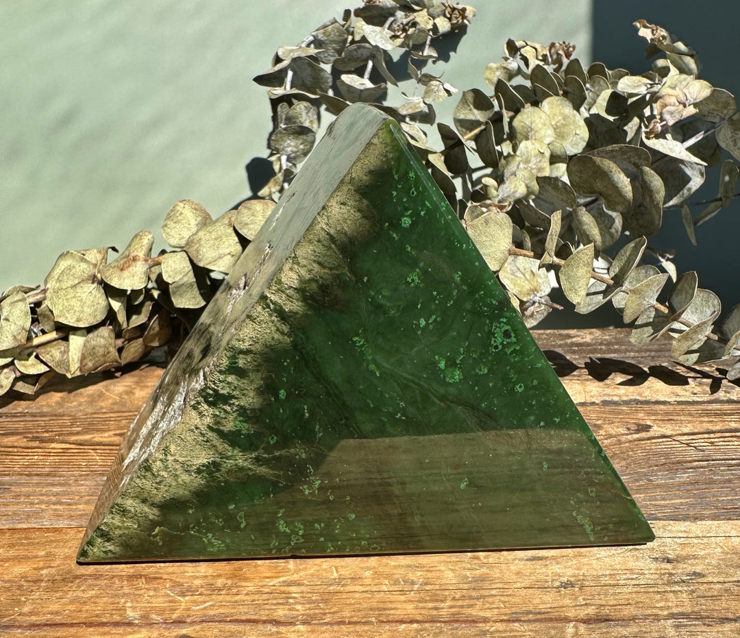 Polished Cassiar Jade Specimen, 3.2lbs – Jade Mine