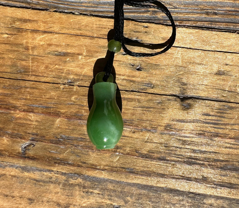 A+ Siberian Nephrite Jade Pendant, 25mm*