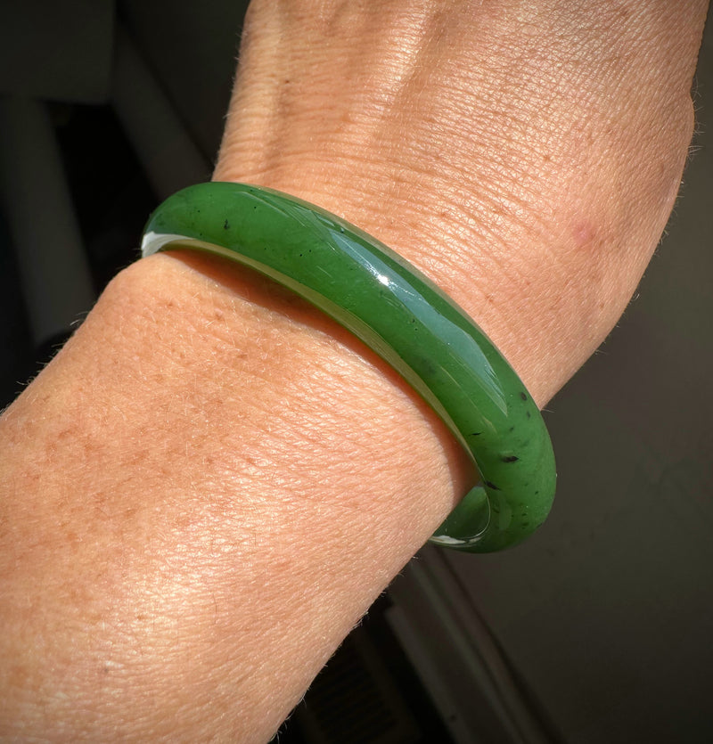 Jade Bangle, 58.5 x 11mm*