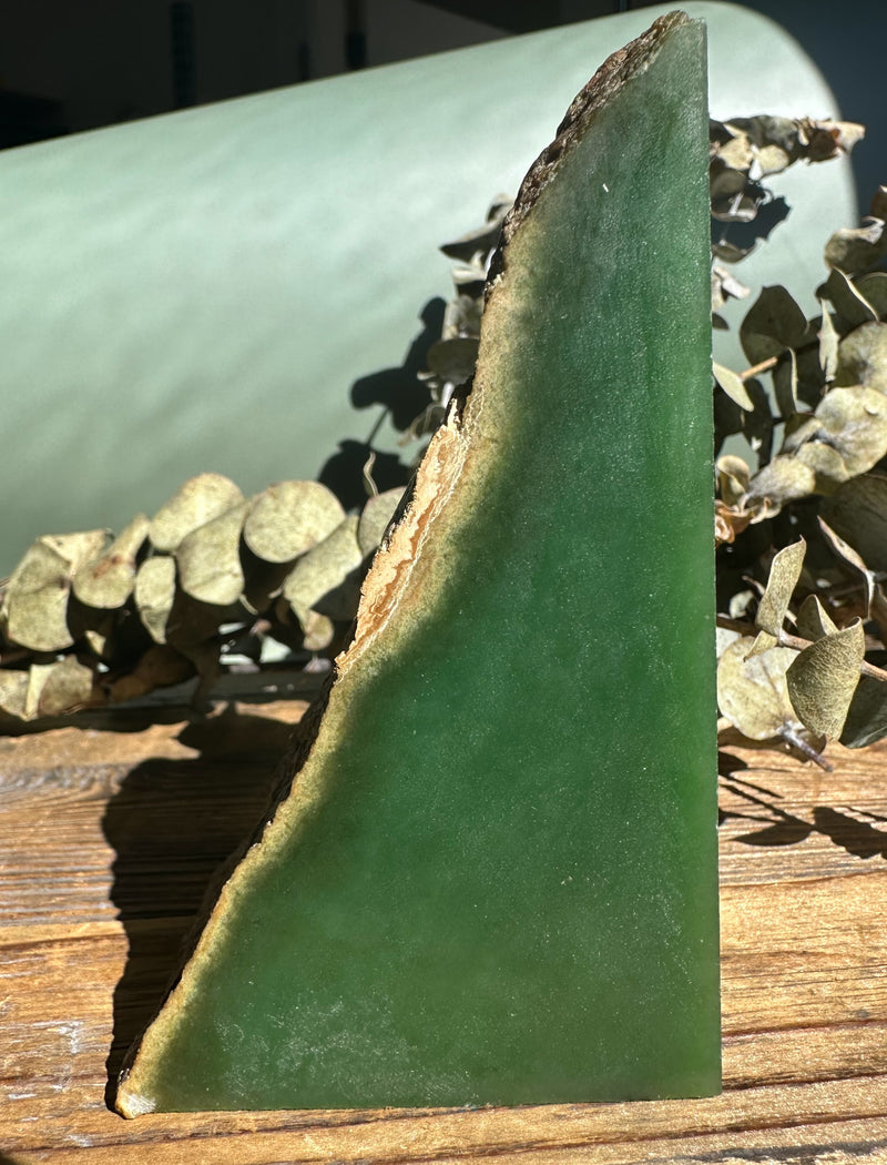 Top Quality Wyoming Apple Green Jade, 1lb 1oz