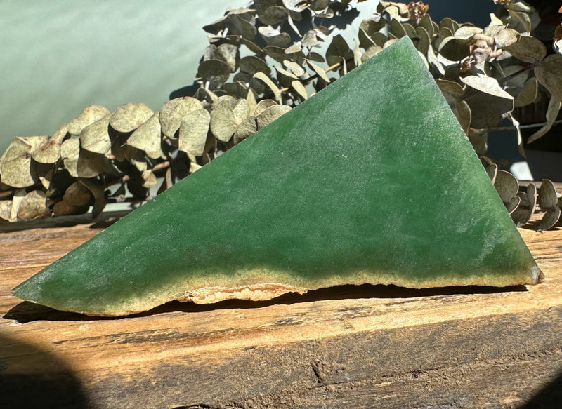 Top Quality Wyoming Apple Green Jade, 1lb 1oz